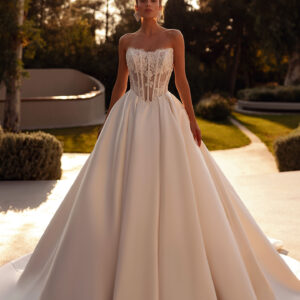 Brudklänning 1518 från Demegtrios