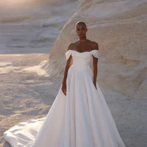 Brudklänning Chabli från Eva Lendel