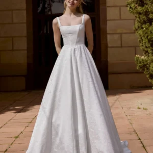 Brudklänning Mialeigh från White One