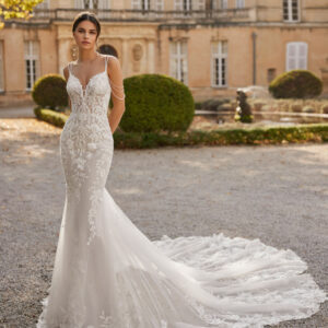 Brudklänning Victa från Rosa Clara