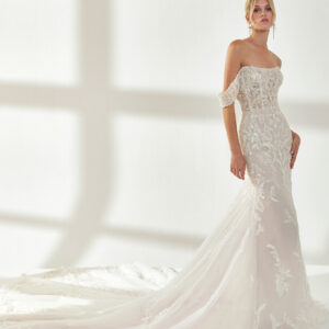 Brudklänning Aella från Luna Novias