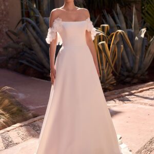 Brudklänning Betsi ffrån Bianco Evento