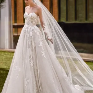 Brudklänning Sibila från Pronovias