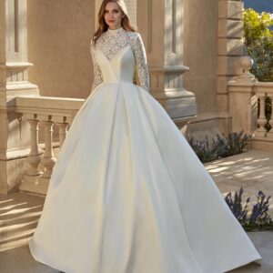 Brudklänning Khate från St. Patrick