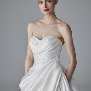 Brudklänning Solene från Pronovias