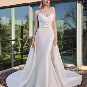 Brudklänning privet från Pronovias